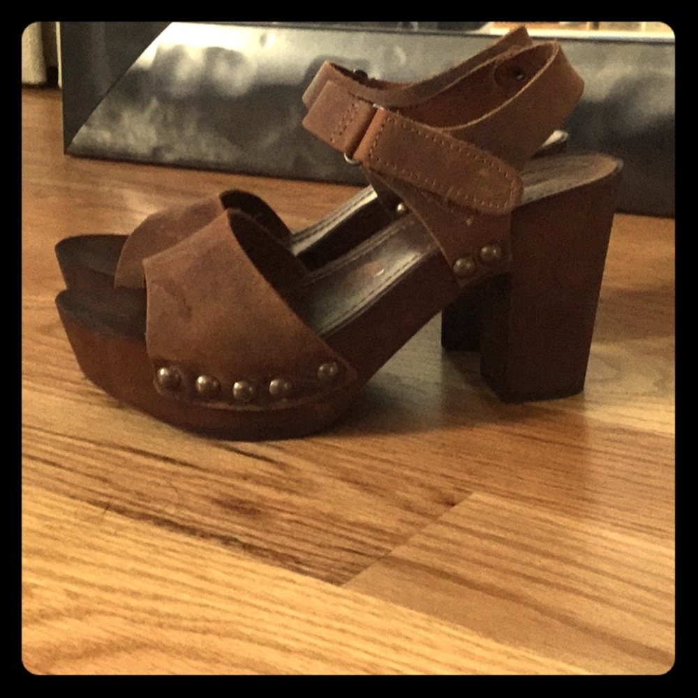 Brown platform shoes